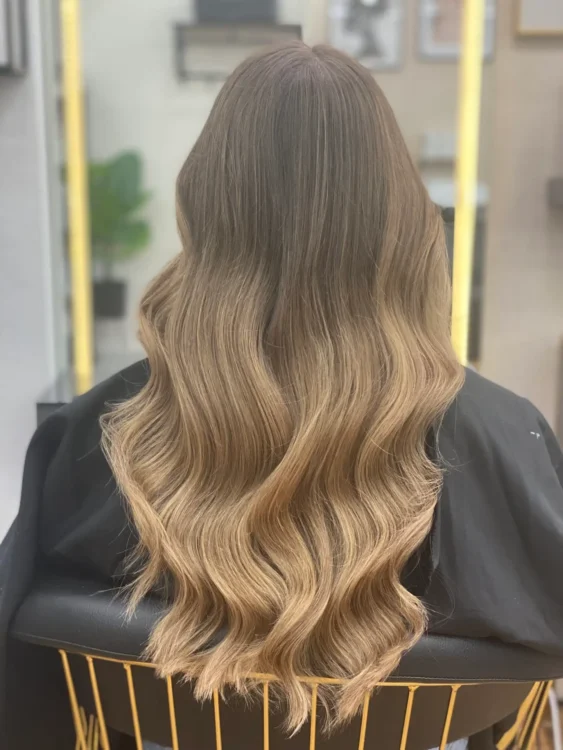 Haarschnitt - Goldene Schere Friseursalon